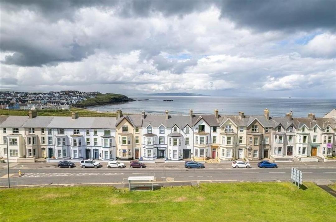 2 Dunluce Green - Portrush By The Sea Εξωτερικό φωτογραφία