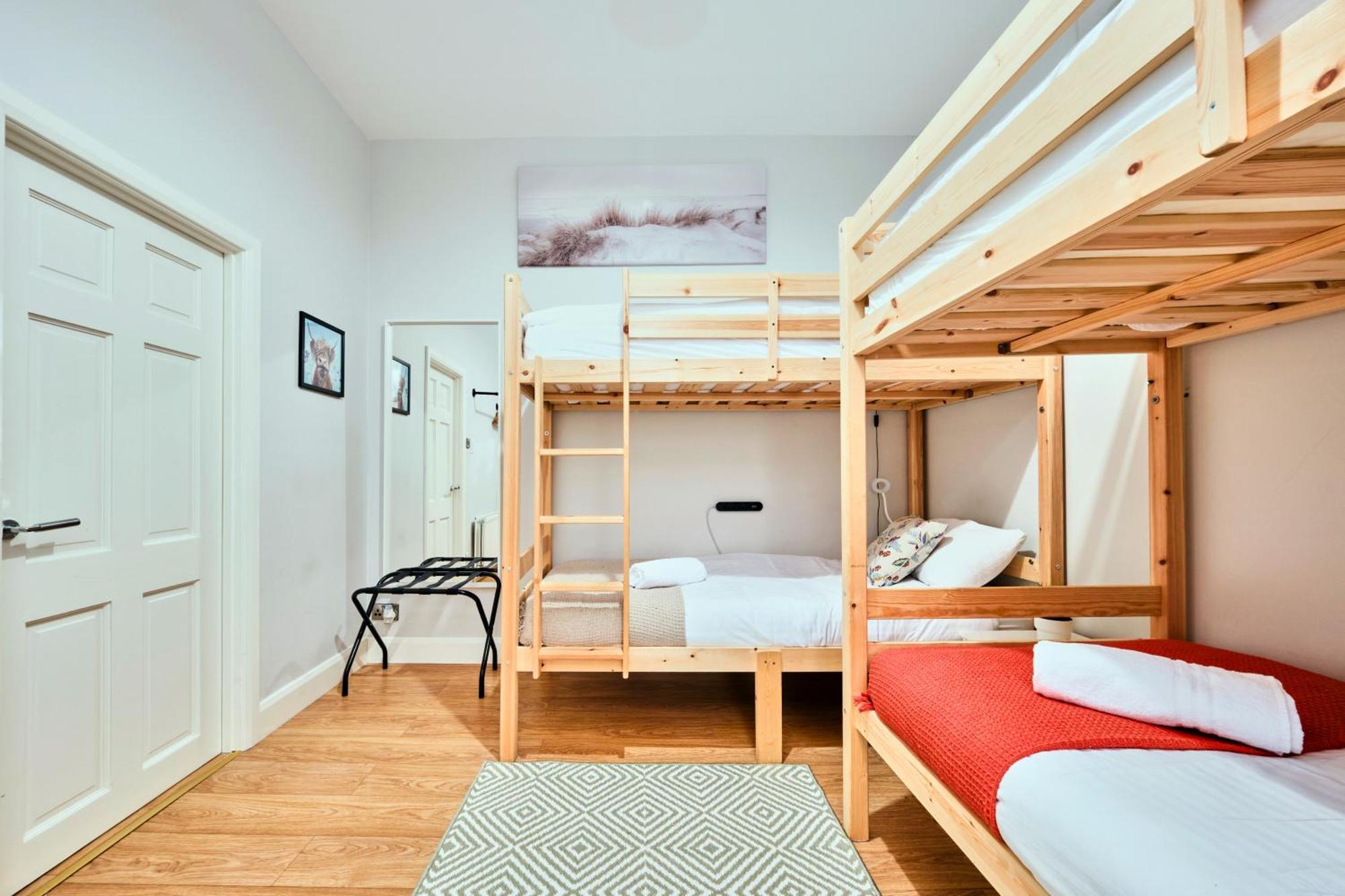 2 Dunluce Green - Portrush By The Sea Εξωτερικό φωτογραφία